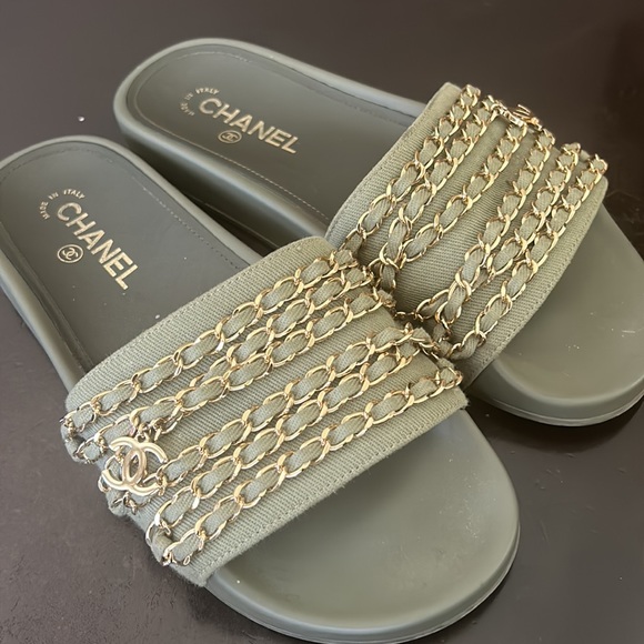 hello I am currently selling these beautiful army green and gold Chanel slides ! - Picture 2 of 4